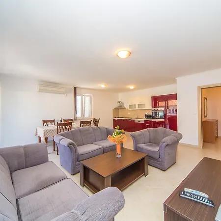 Apartment Downtown *